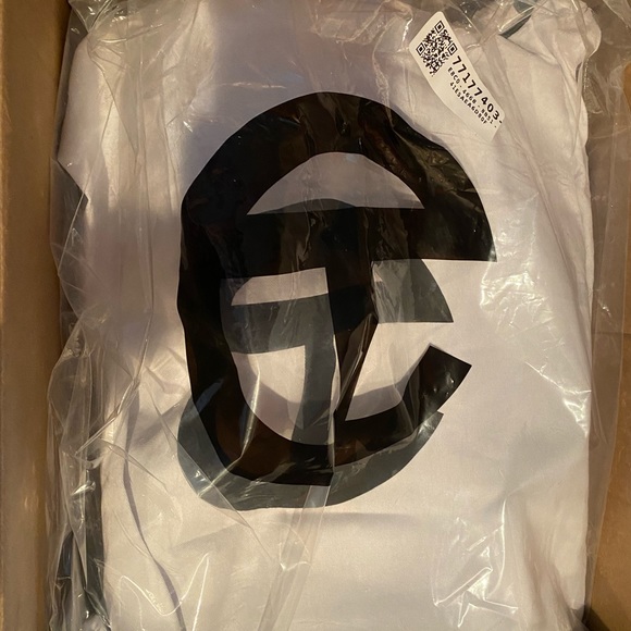 sold out medium shopper telfar bag in the color tan. - Picture 3 of 12